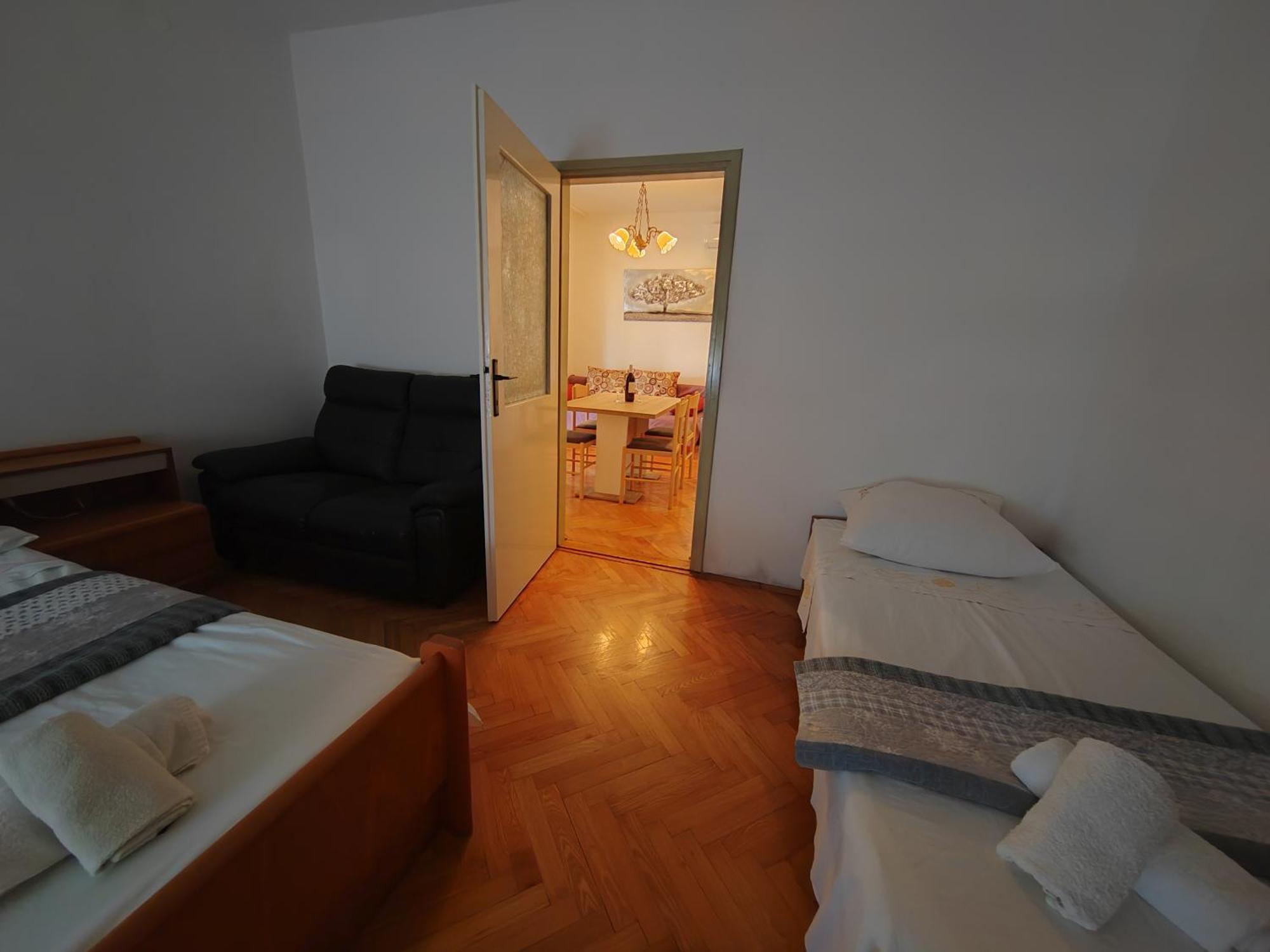 Apartments Kocijan Sukošan エクステリア 写真